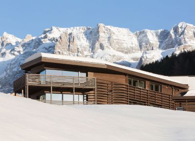 Saleghes Mountain Residence