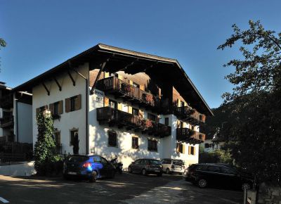 Mountain Garni Erna B&B