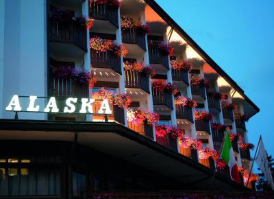 Hotel Alaska Cortina