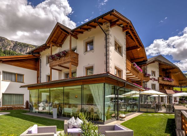 Hotel Fanes