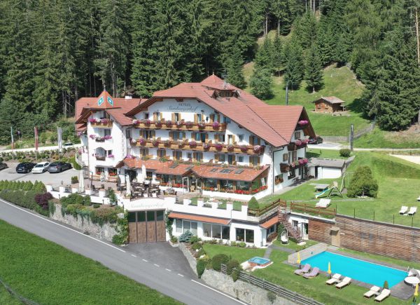 Granpanorama Wellness Hotel Sambergerhof 
