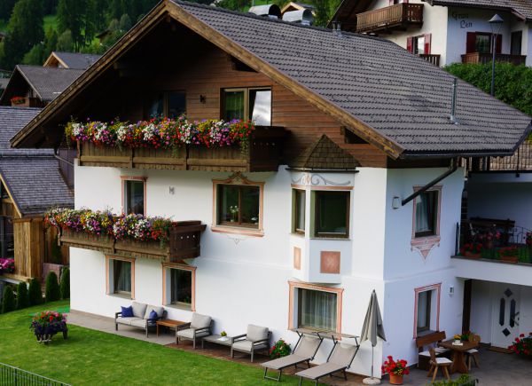 Apartments Aurona
