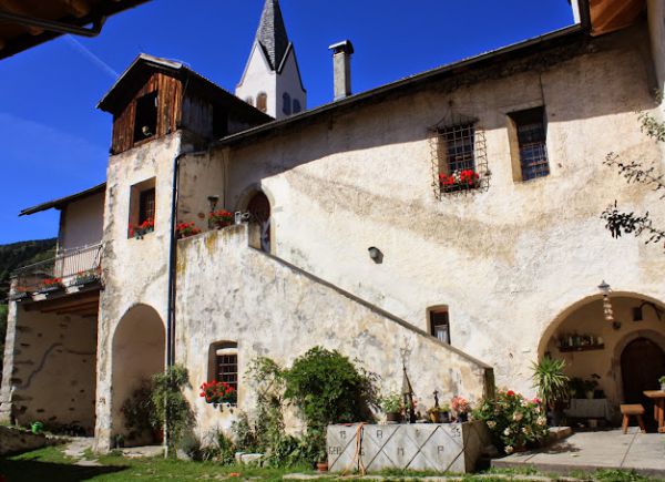 Ansitz Schloss Gravetsch