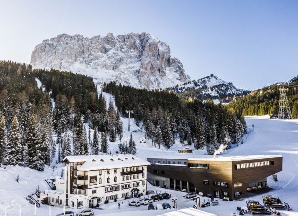 Hotel Sella 