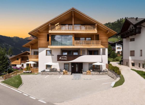Apartments Chalet Maria