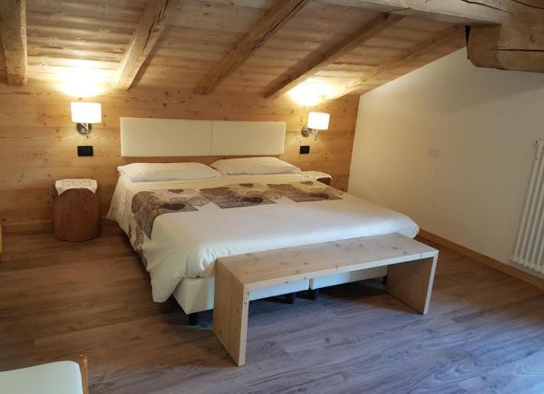  Bed and Breakfast Bucaneve