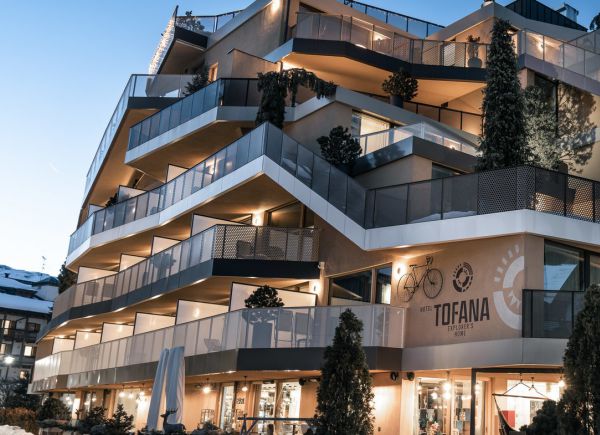 Hotel Tofana Explorer s Home